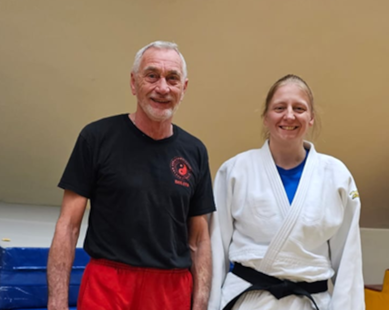 Die beiden Trainer für Gewaltprävention, Roland Schelp und Christine Wille-Zydek